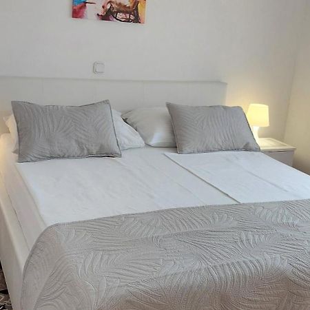 Apartment Ivana,Mali Maj Пореч Екстер'єр фото