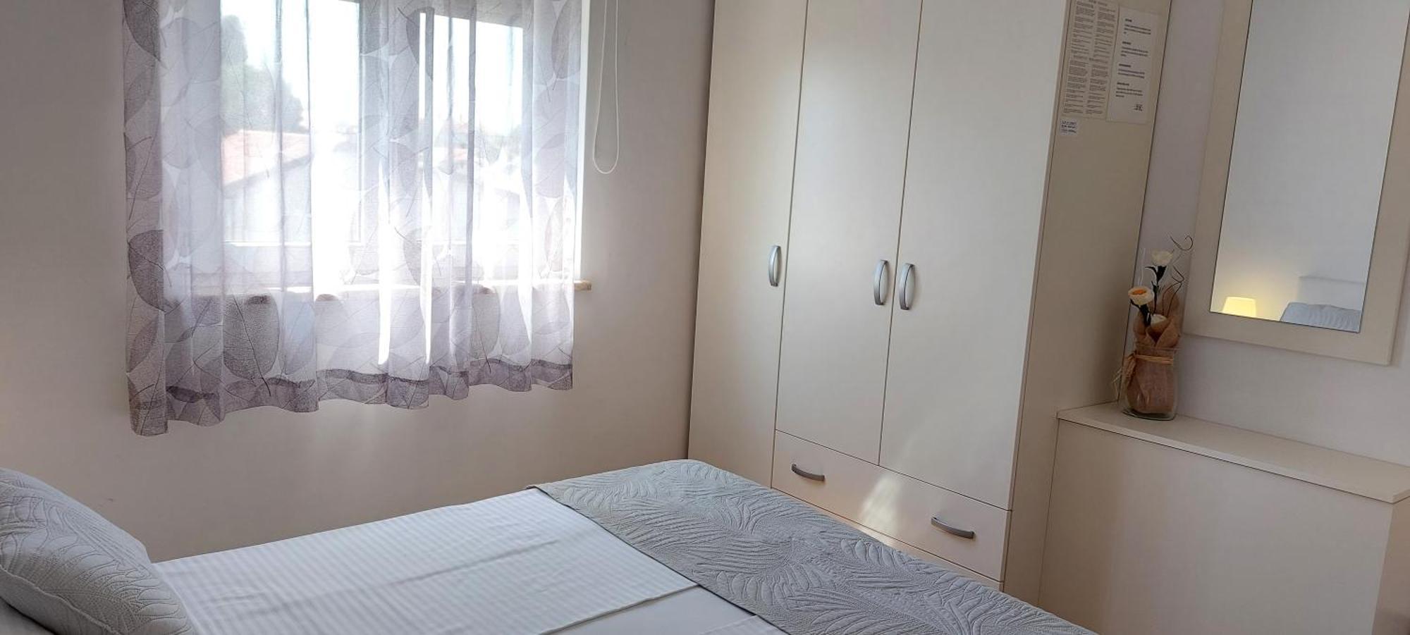 Apartment Ivana,Mali Maj Пореч Екстер'єр фото